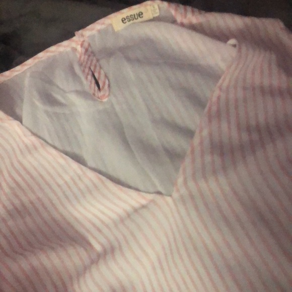 BNWOT sheer flouncy blouse - Picture 6 of 9